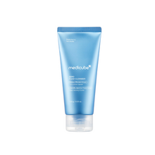 Load image into Gallery viewer, MEDICUBE Zero Foam Cleanser is a gentle yet effective cleanser that removes excess oil and impurities without stripping the skin. Formulated with plant extracts like Portulaca and Wintergreen Leaf, it helps soothe and purify while maintaining a healthy moisture balance. Ideal for daily use on oily or acne-prone skin.
