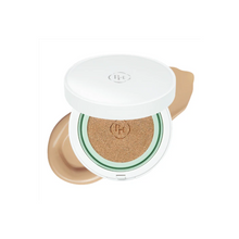 Load image into Gallery viewer, PURITO SEOUL Wonder Releaf Centella BB Cushion is a skin-perfecting formula designed to provide natural-looking coverage while soothing and hydrating the skin. Enriched with Centella Asiatica Extract and Niacinamide, it calms irritation, brightens, and promotes a healthy skin barrier. The addition of Sodium Hyaluronate ensures lasting hydration, leaving your complexion smooth, radiant, and flawless. Perfect for daily use to achieve a fresh and even finish.